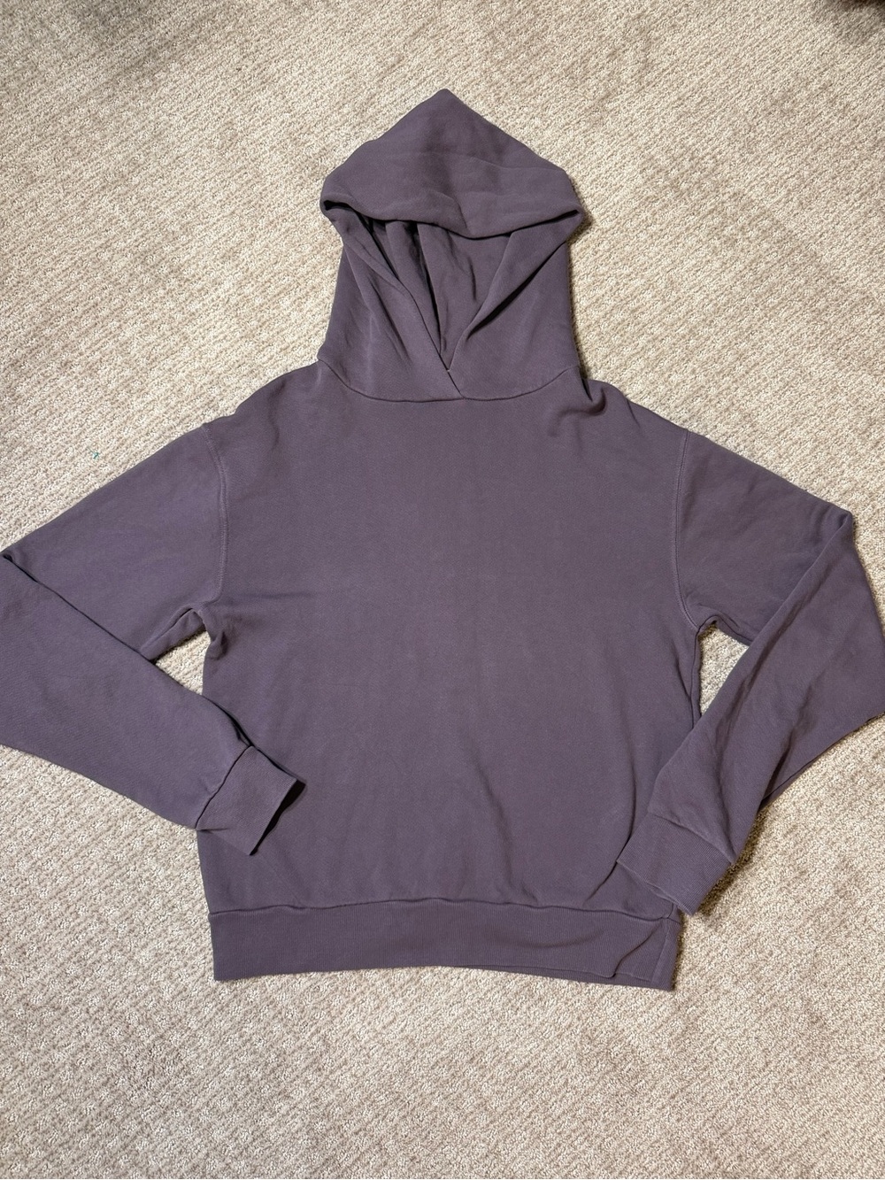 Perfectwhitetee heart pullover hoodie size medium